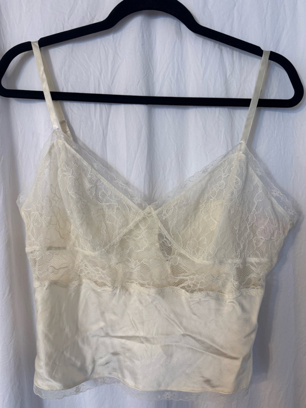 Victoria Secret Lace-Trim Satin Camisole - Cream Silk Size Large.